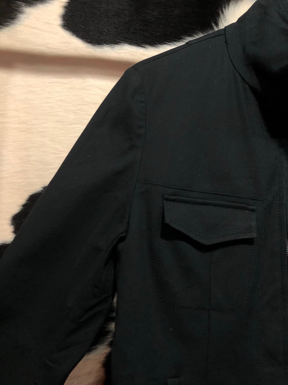 포켓 디테일 블랙 자켓 상품이미지4