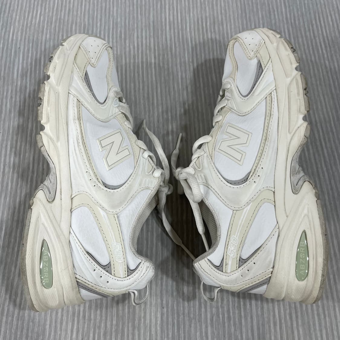 588) 뉴발란스 530 화이트 운동화 240mm 상품이미지6
