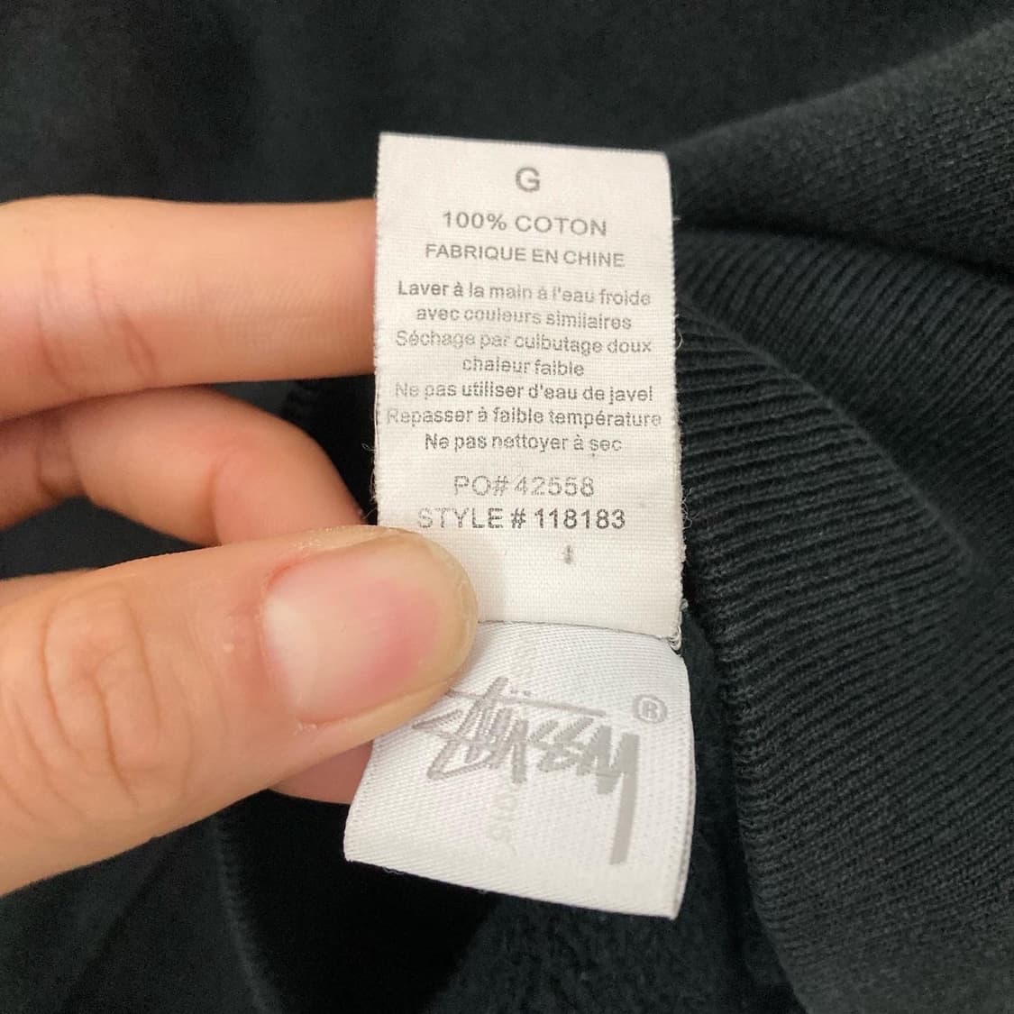 스투시 블랙 스몰로고 자수 맨투맨 상품이미지5