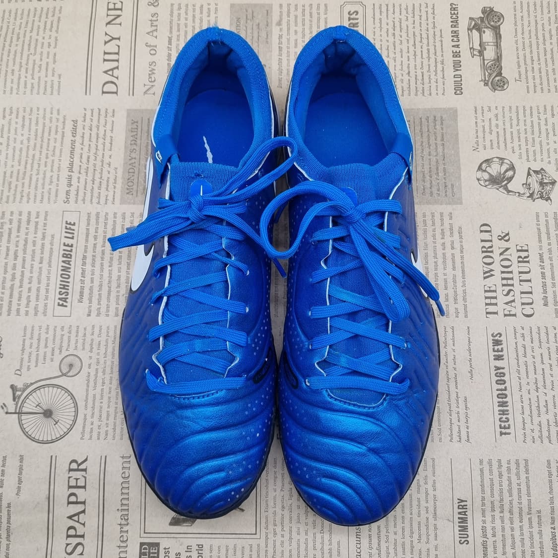 나이키 티엠포 레전드10 풋살화 270 상품이미지2