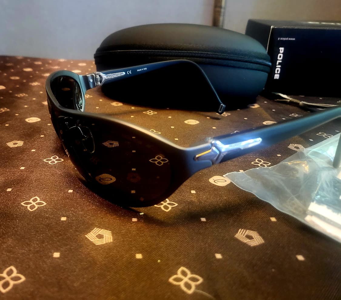 [미착용 새상품] POLICE - 폴리스 스포츠 선글라스 상품이미지6