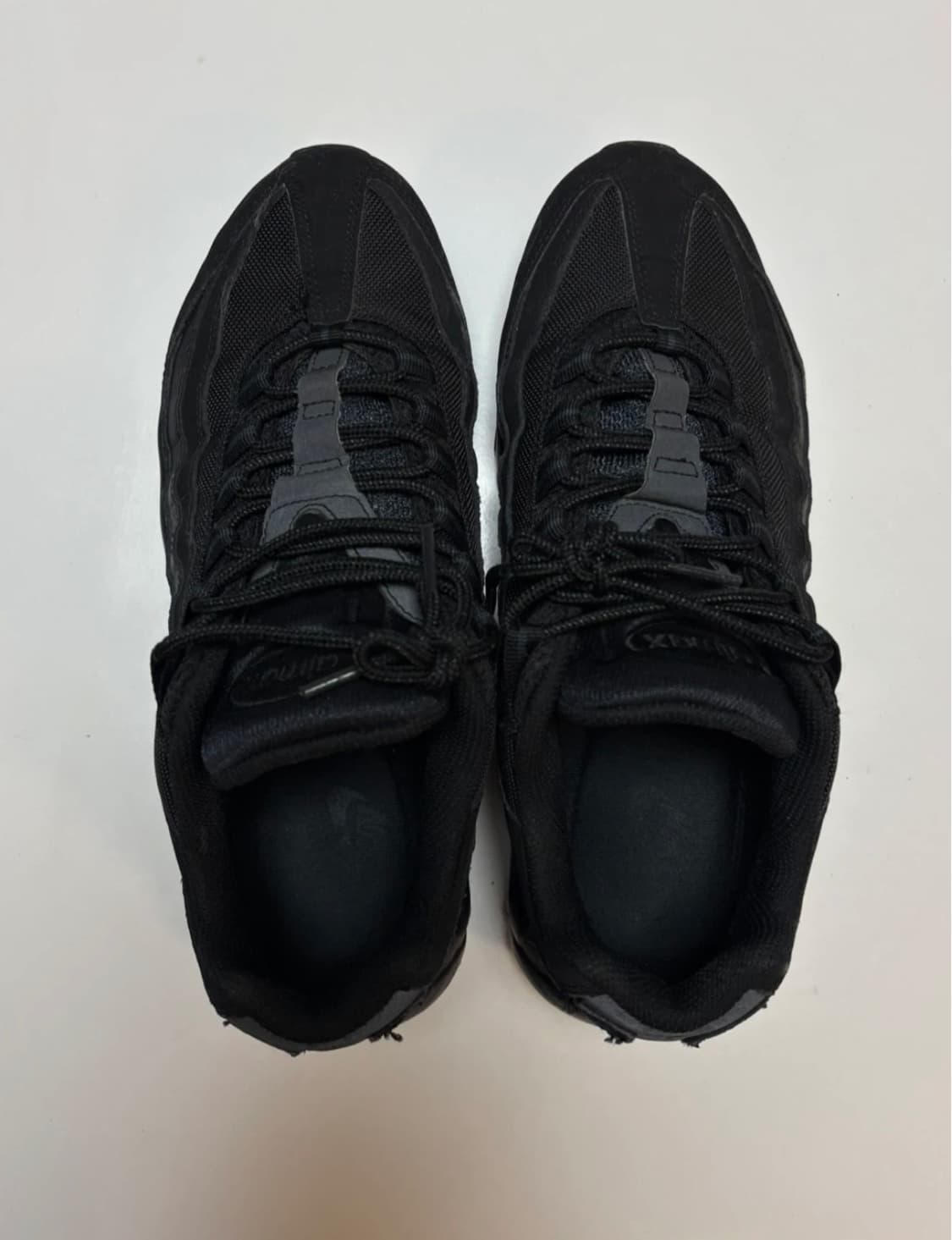 나이키 에어맥스 95 트리플블랙 290 상품이미지3