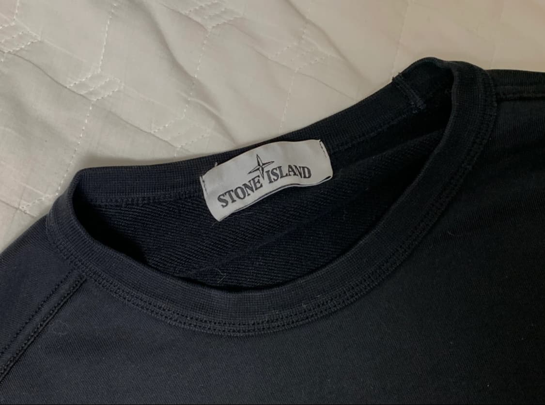 정품인증 완) 스톤아일랜드 맨투맨 정품 블랙M 상품이미지3