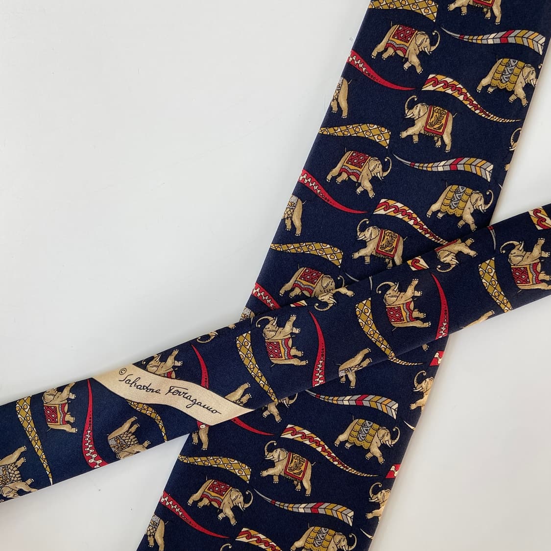 페레가모(Ferragamo) 명품 정품 넥타이 상품이미지4