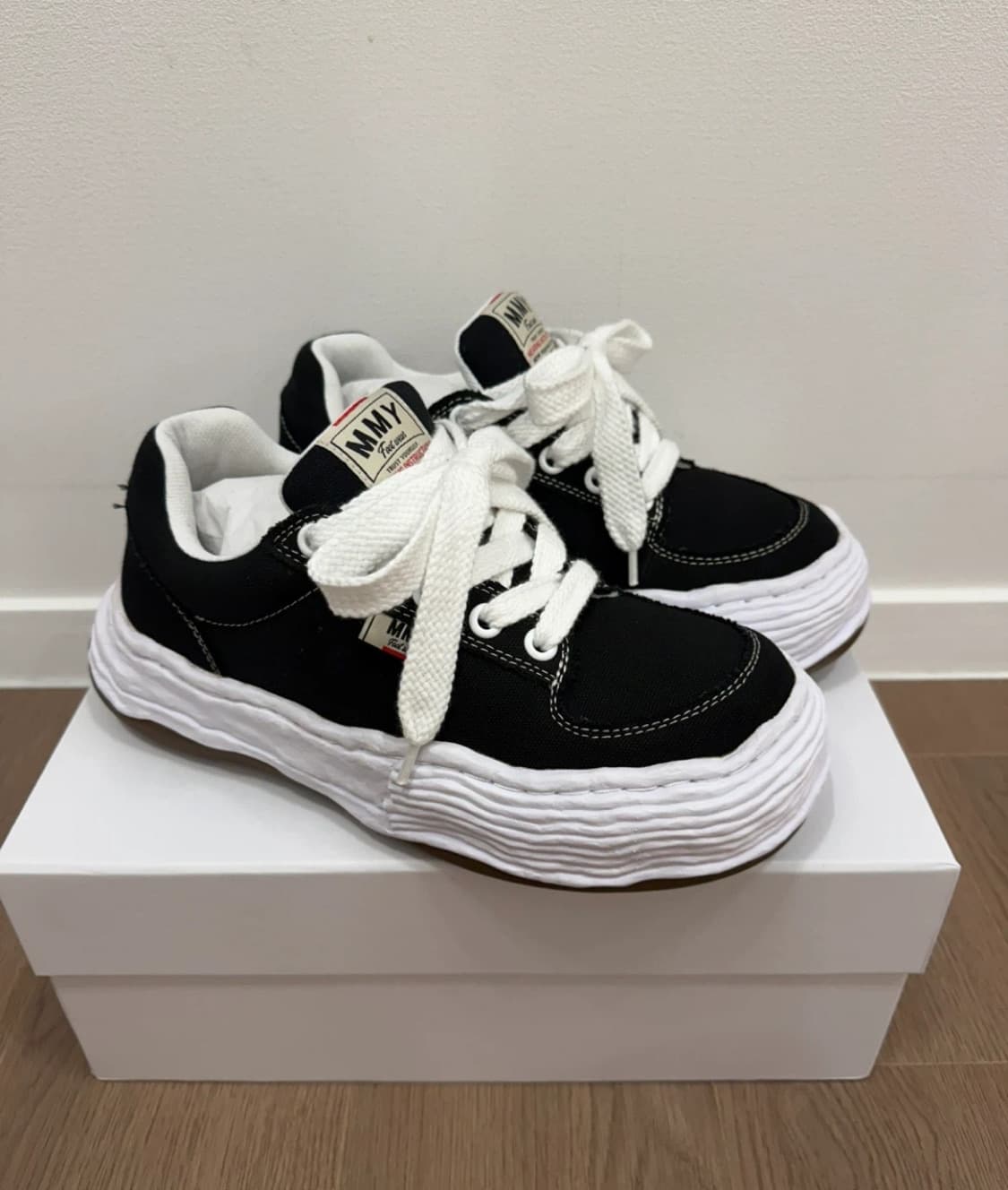 미하라야스히로 올리버 블랙 41사이즈(265) 상품이미지2