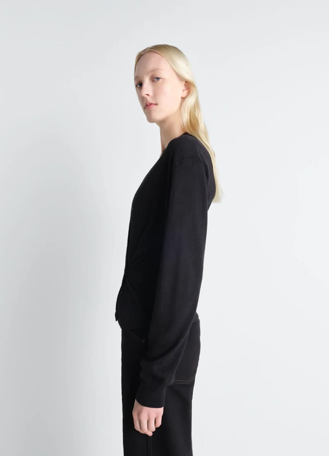 [S,M]르메르 26ss 트위스트 브이넥 니트/블랙 상품이미지4