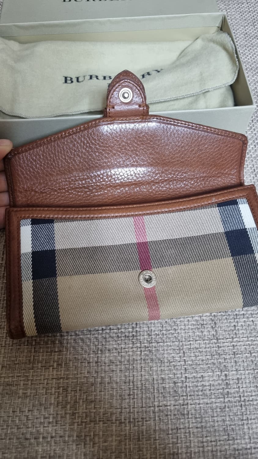 버버리 체크 장지갑 상품이미지8