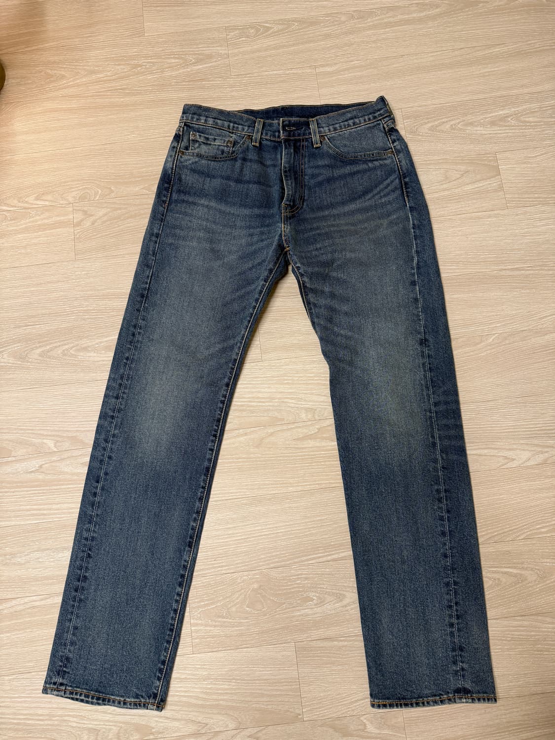 리바이스 505 레귤러핏 상품이미지1