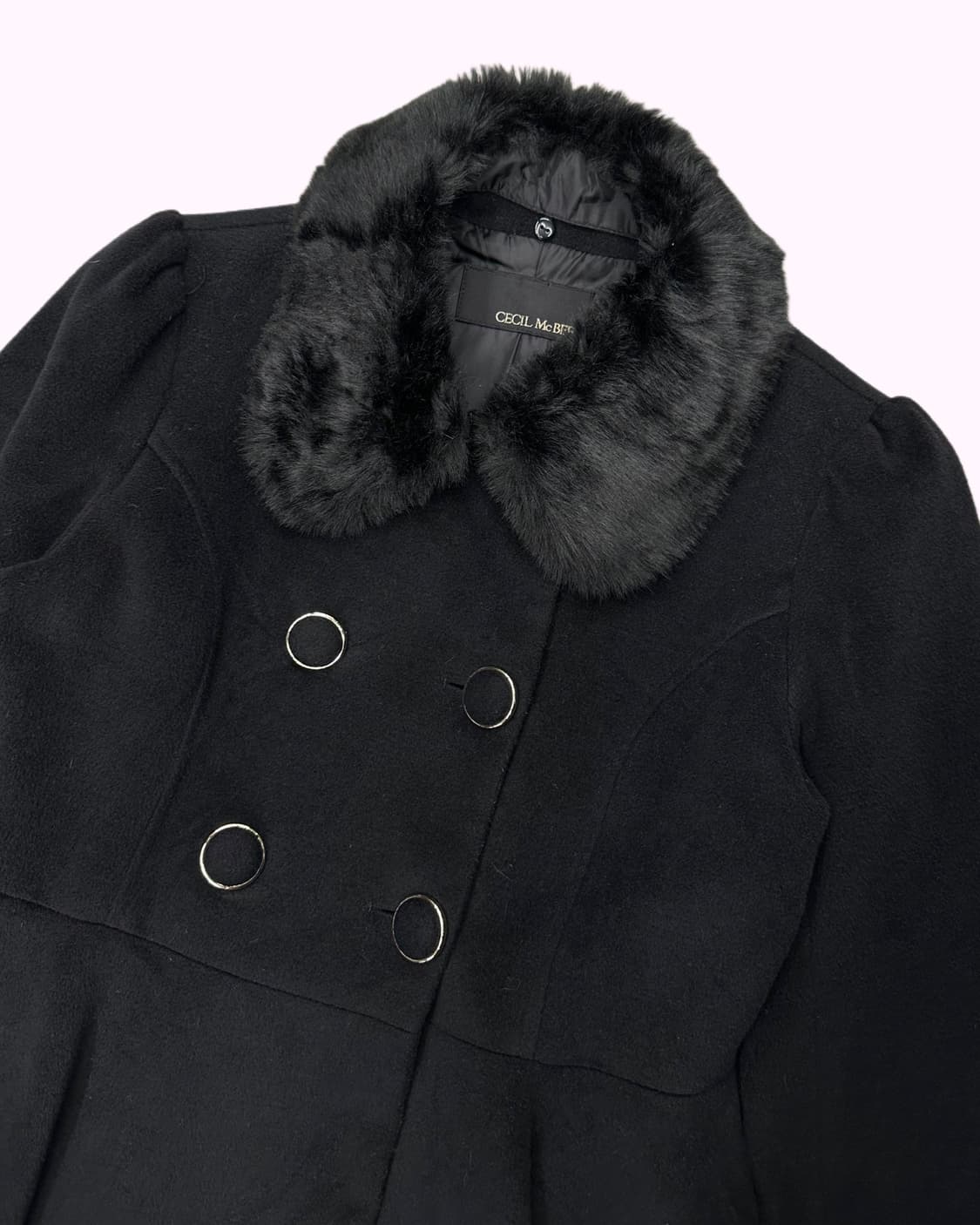 CECIL MCBEE black fur collar coat 상품이미지3