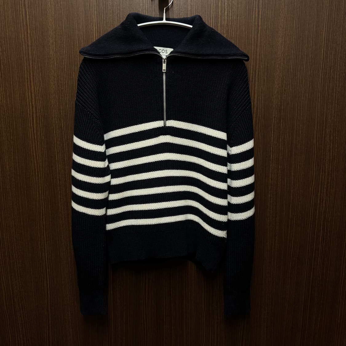 코스 cos 반집업 니트 상품이미지1