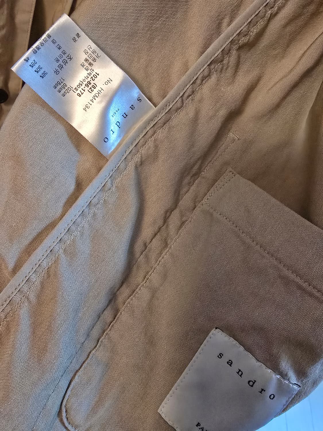 산드로옴므 셔츠자켓입니다. 상품이미지3