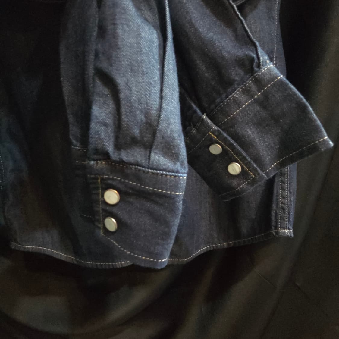 리바이스 클래식 웨스턴 스탠다드 핏 데님셔츠 상품이미지4