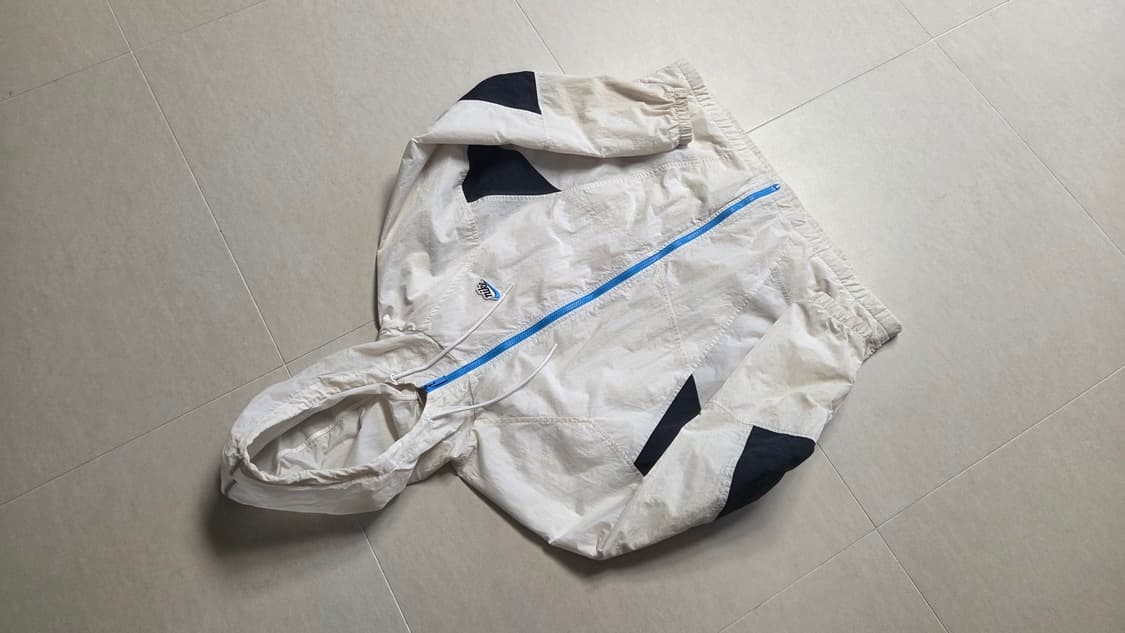 나이키  헤리티지 윈드러너 우븐 시그널  바람막이 점퍼  상품이미지7