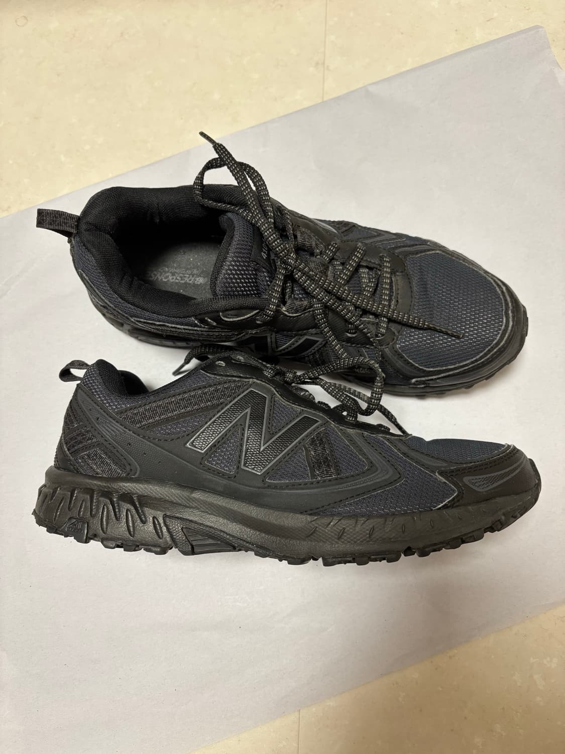 뉴발란스 mt410 블랙 260 상품이미지1