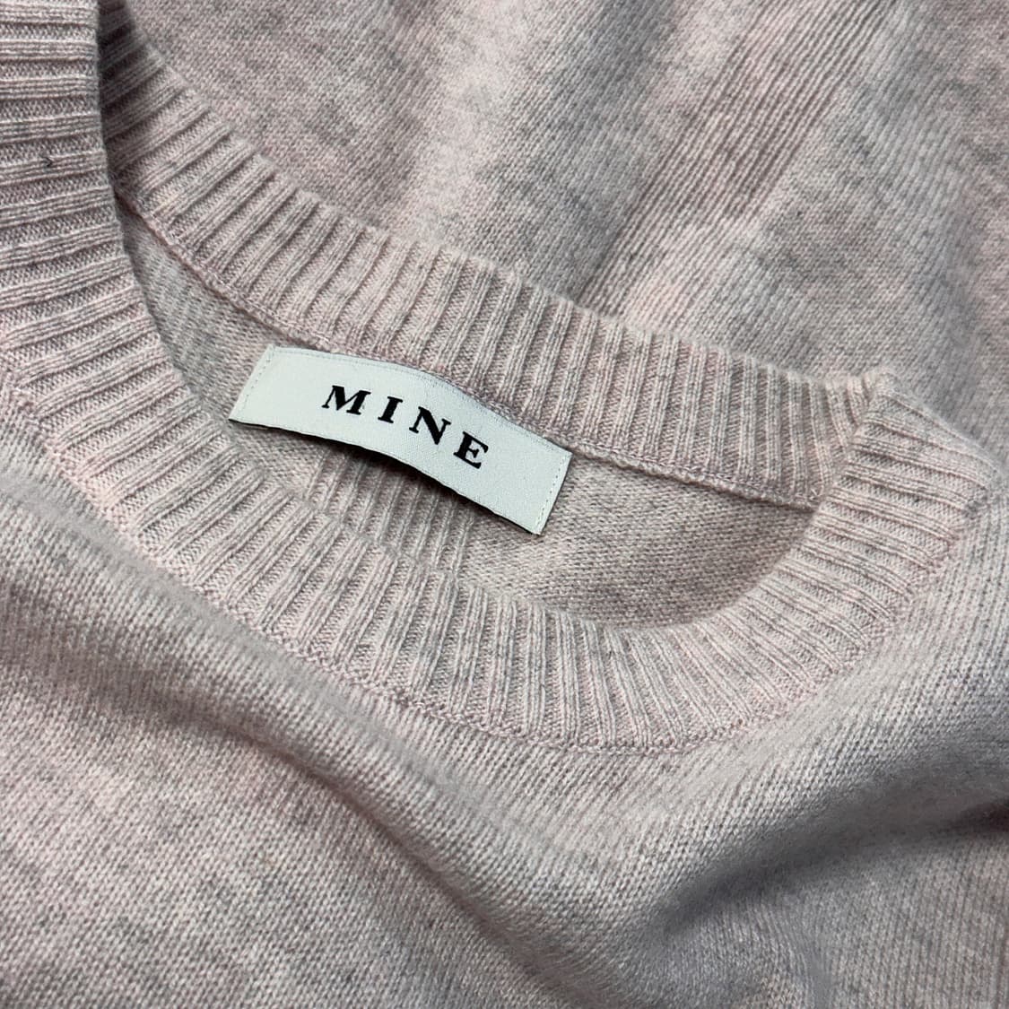 마인 커프스 버튼 캐시미어 니트 탑 (PINK) 상품이미지2