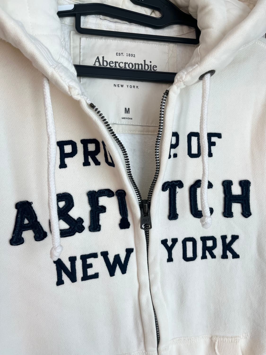 아베크롬비 뉴욕 스펠로고 대장 후드집업 아이보리/화이트 [M]  상품이미지4