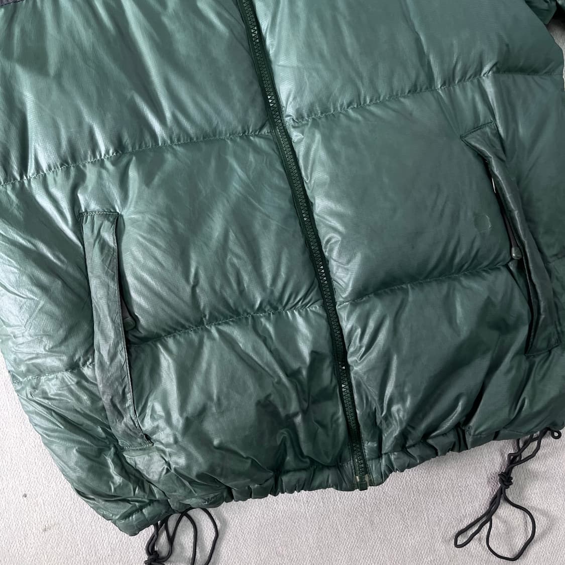 100 노스페이스 눕시 700 그린 패딩 상품이미지6