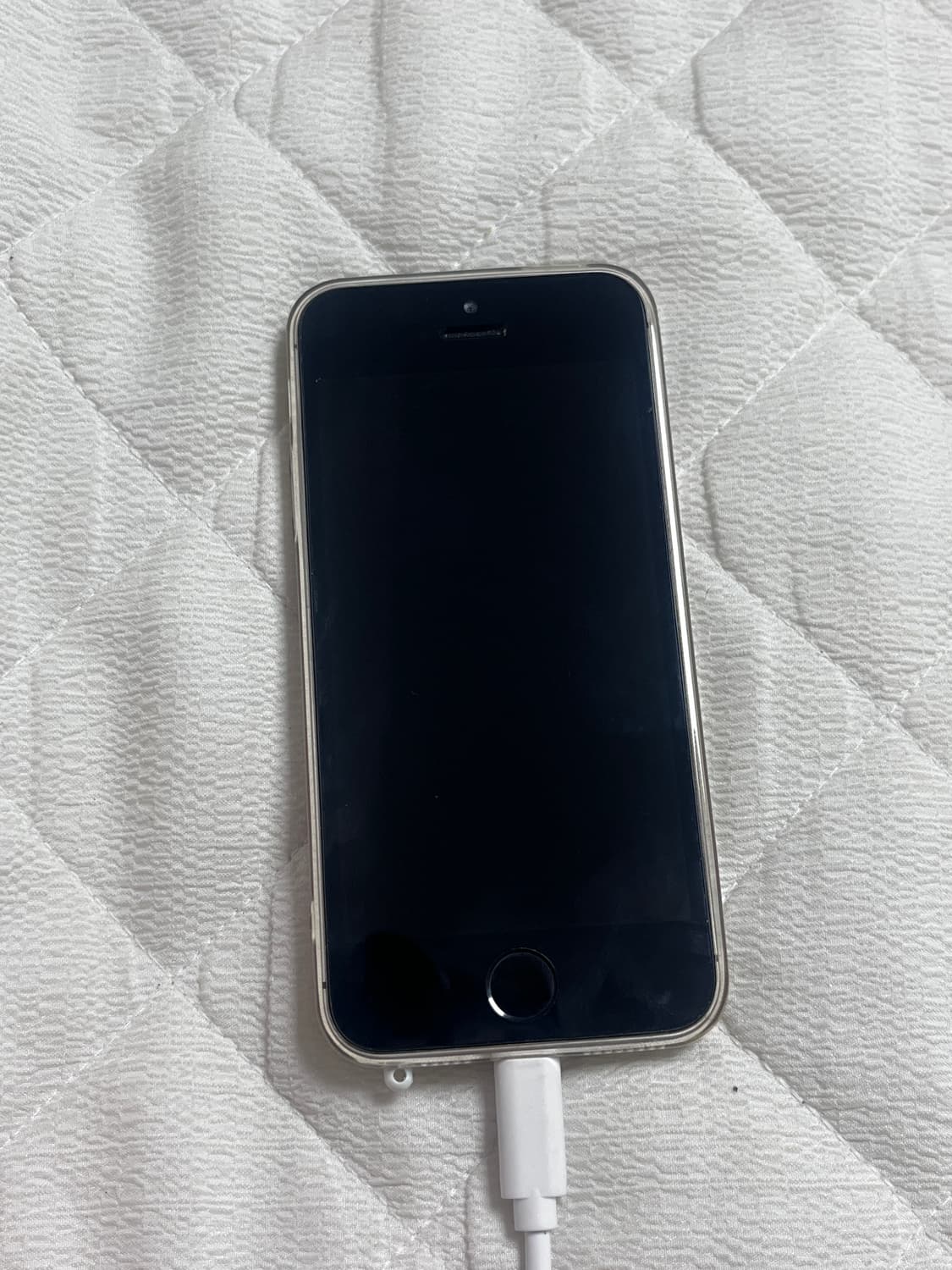 아이폰 se 스페이스 그레이 64GB 상품이미지1