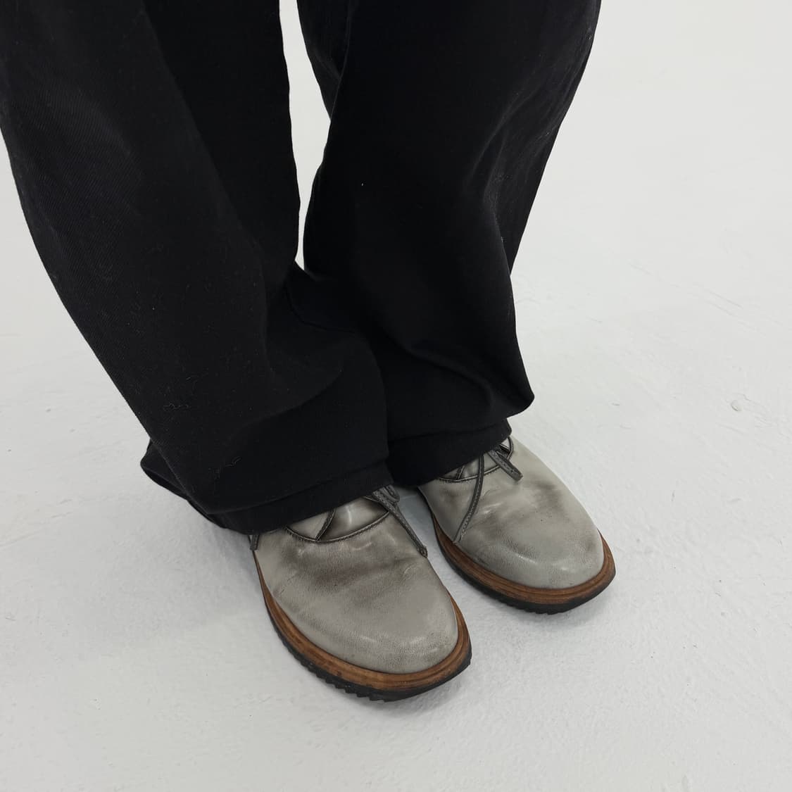 MM6 Distressed Painted Loafer (gray) 상품이미지5