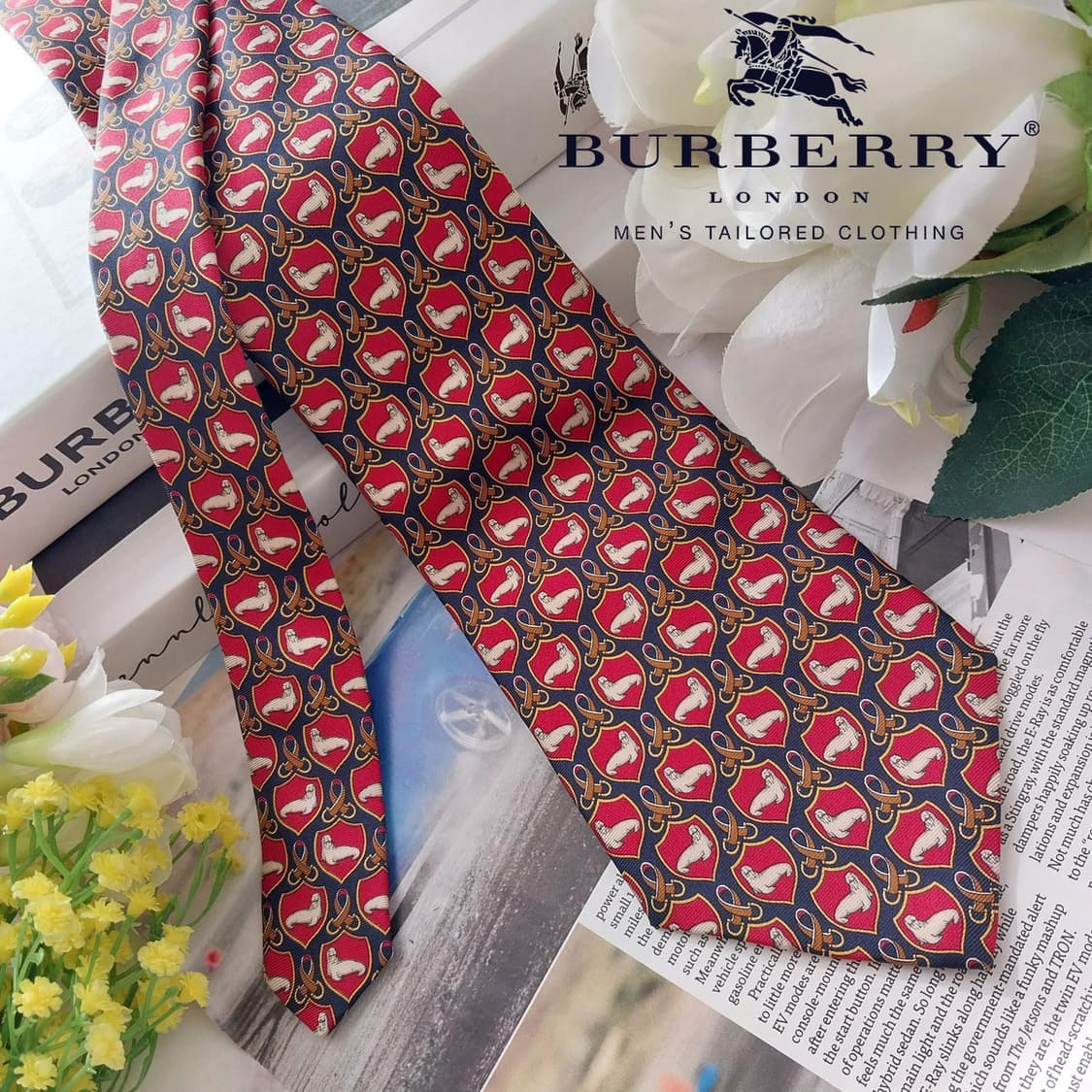 버버리 실크 레드&네이비 패턴 넥타이 9.9cm A+~A등급 K1299
 상품이미지1