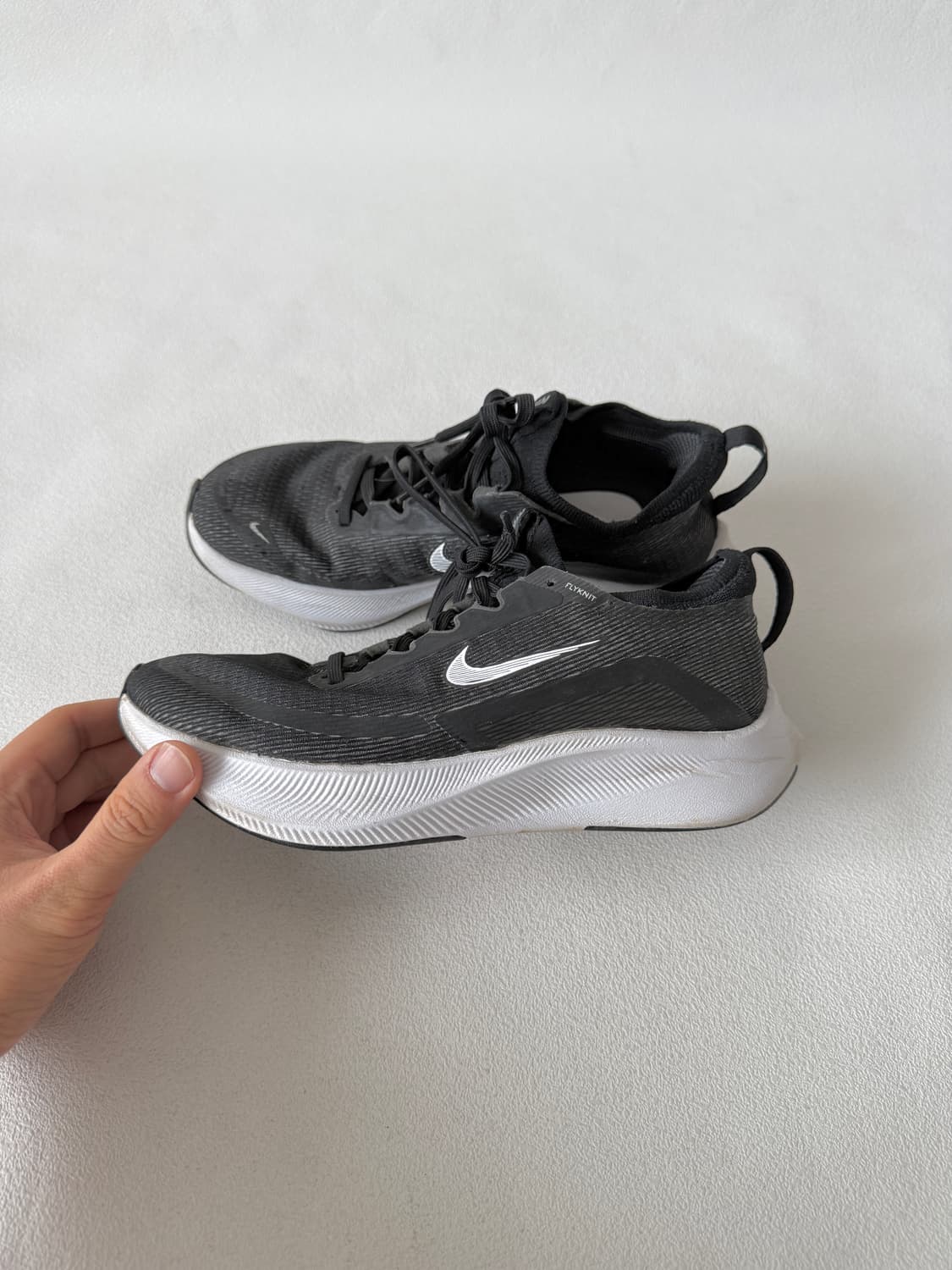 [240]나이키(NIKE) 런닝화 상품이미지1