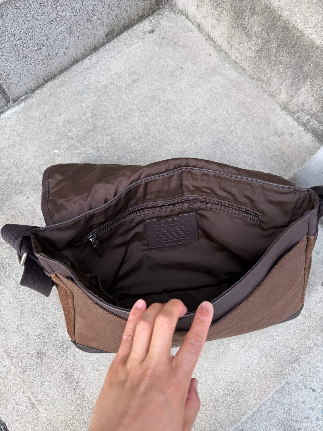 COACH LEATHER MESSENGER CROSS BAG 코치 가방 상품이미지10