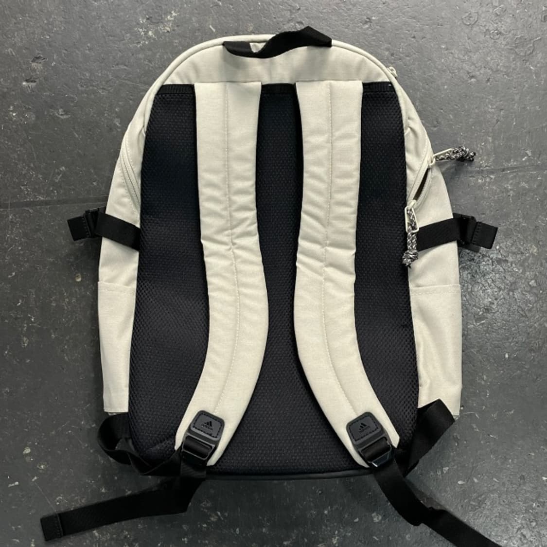 아디다스 백팩  상품이미지3