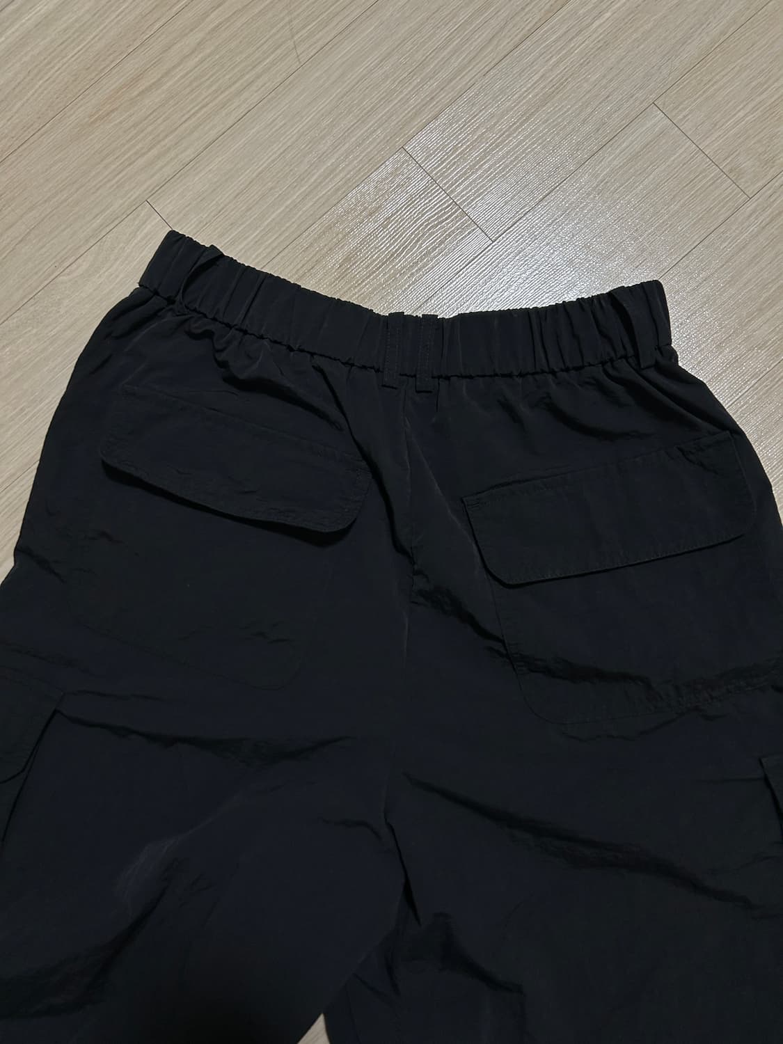 아캄 Stretched Knee Slit Cargo Pants (Blac 상품이미지8
