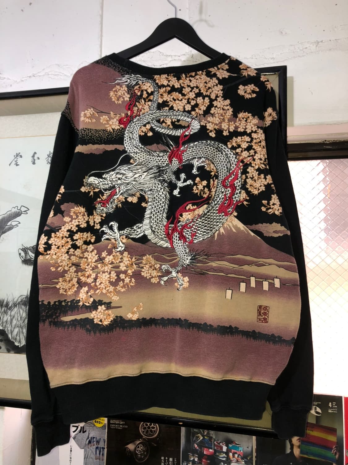 카라쿠리 타마시 동양풍 자수 맨투맨 상품이미지4