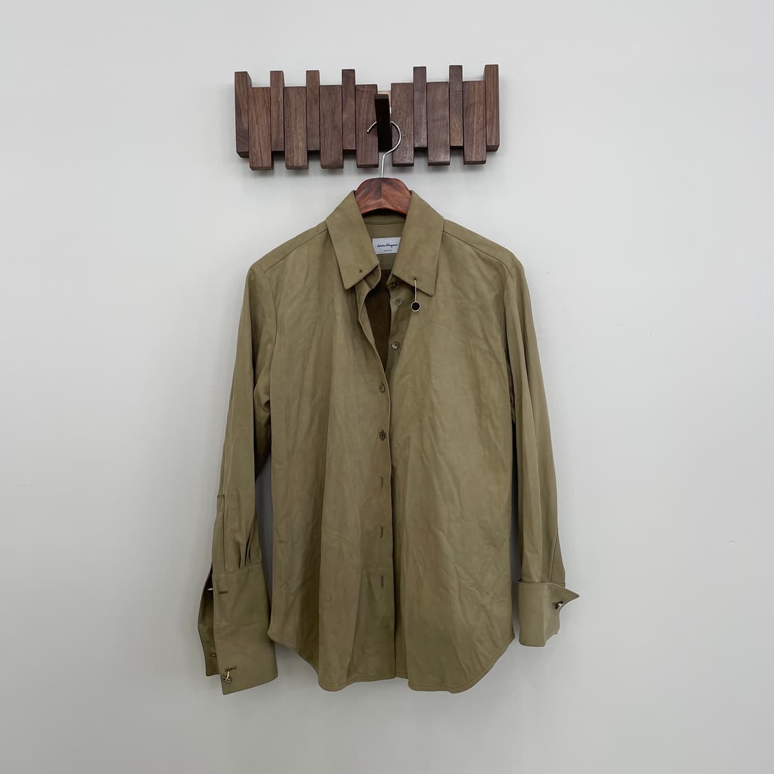 페라가모 레더 셔츠 상품이미지1