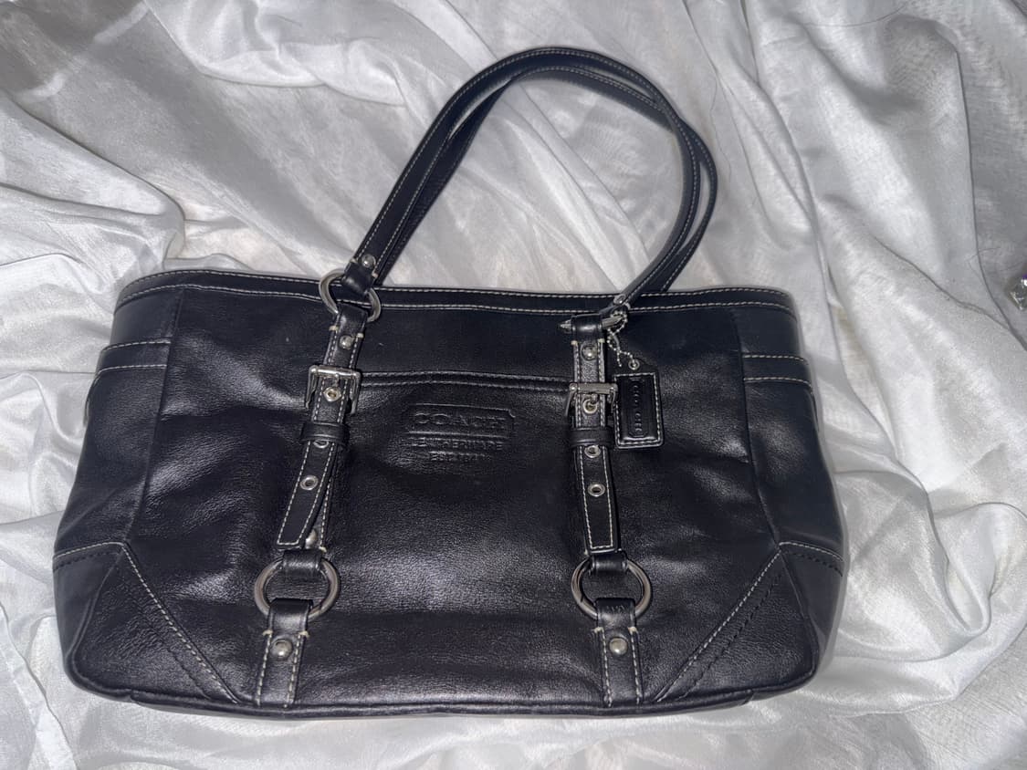 코치 블랙 숄더백 상품이미지5