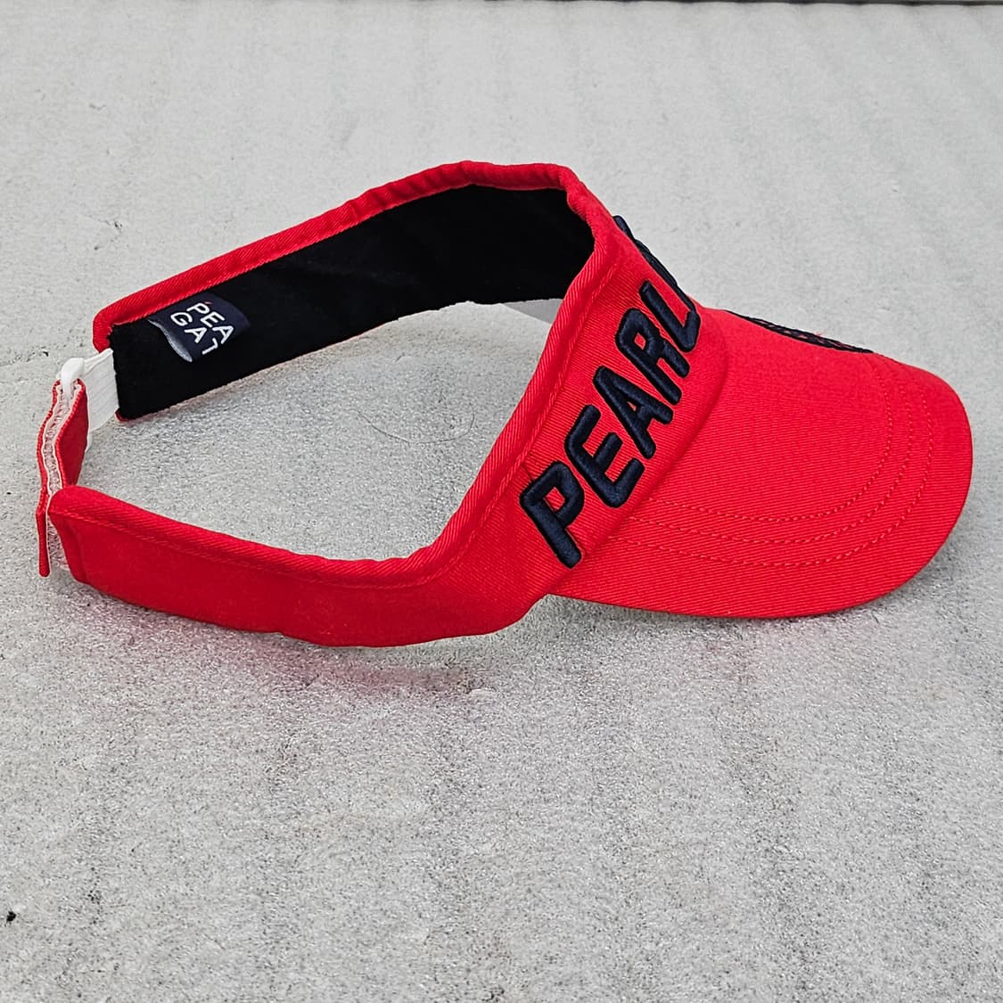 매력적인 레드 색상의 파리게이츠 골프 썬캡 상품이미지4