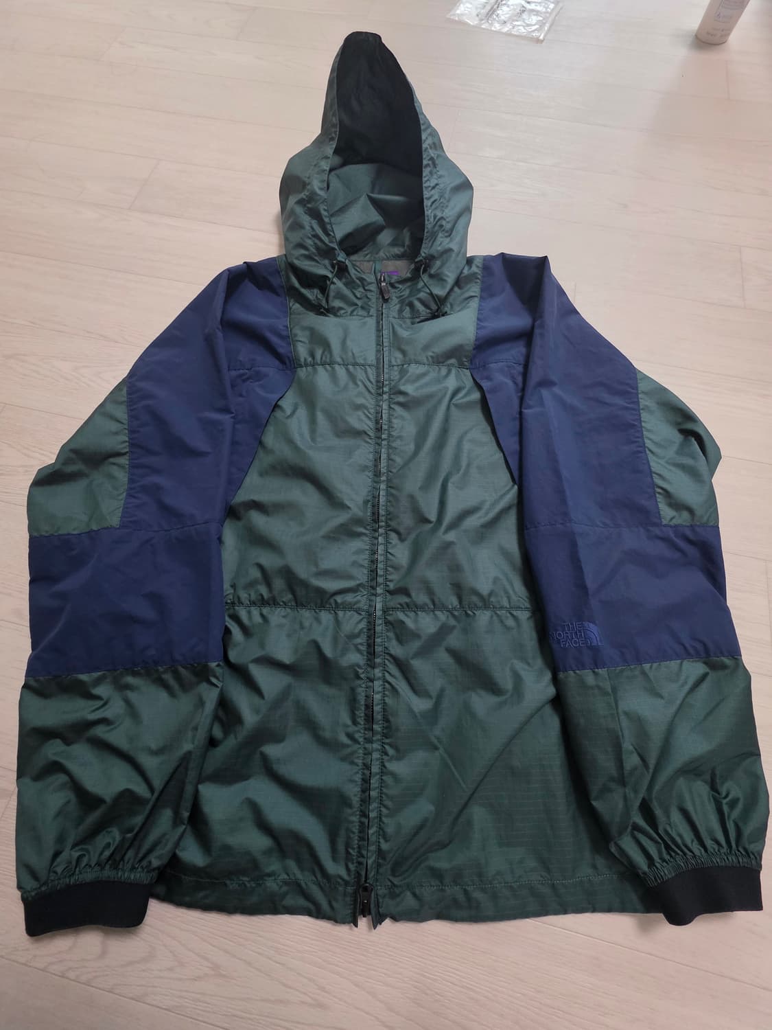 노스페이스 퍼플레벨 그린/네이비 바람막이 L(100-105) 사이즈 상품이미지1