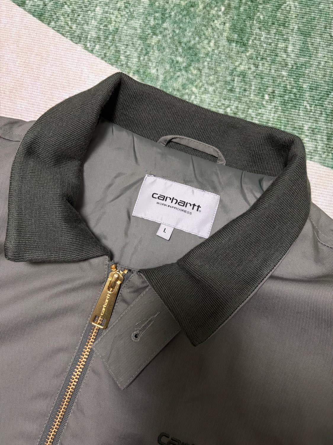 [L]칼하트wip 벌컨 자켓 세이지 그린 판매합니다. 상품이미지3