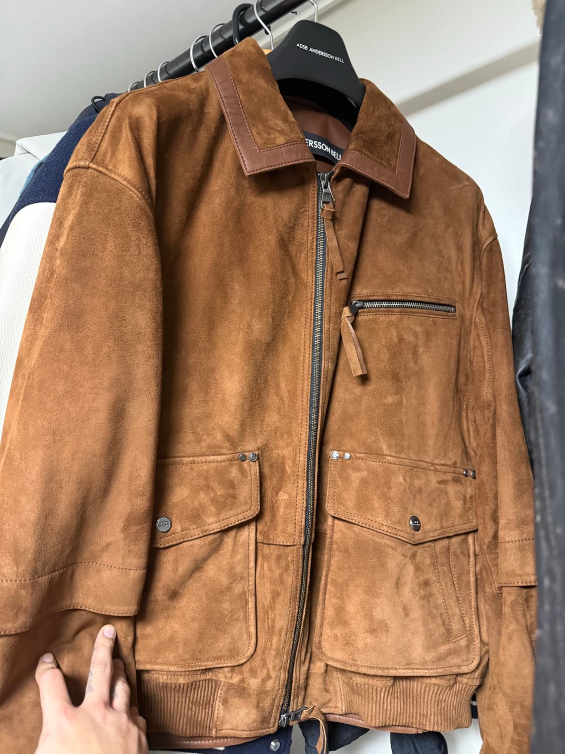 앤더슨벨 미쿠스 스웨이드 봄버자켓 상품이미지1