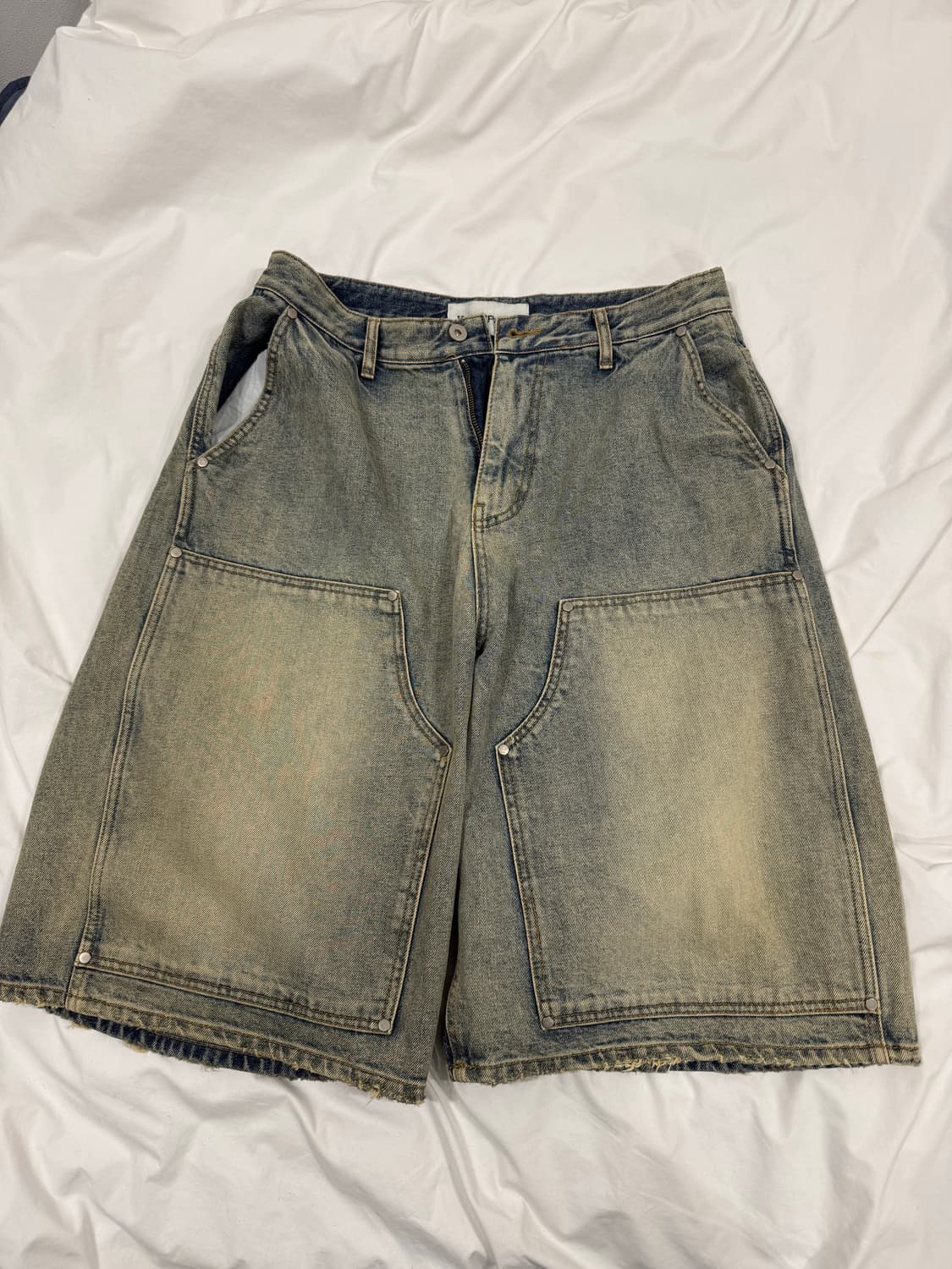 유먼트 프로젝트 버뮤다 팬츠 상품이미지1