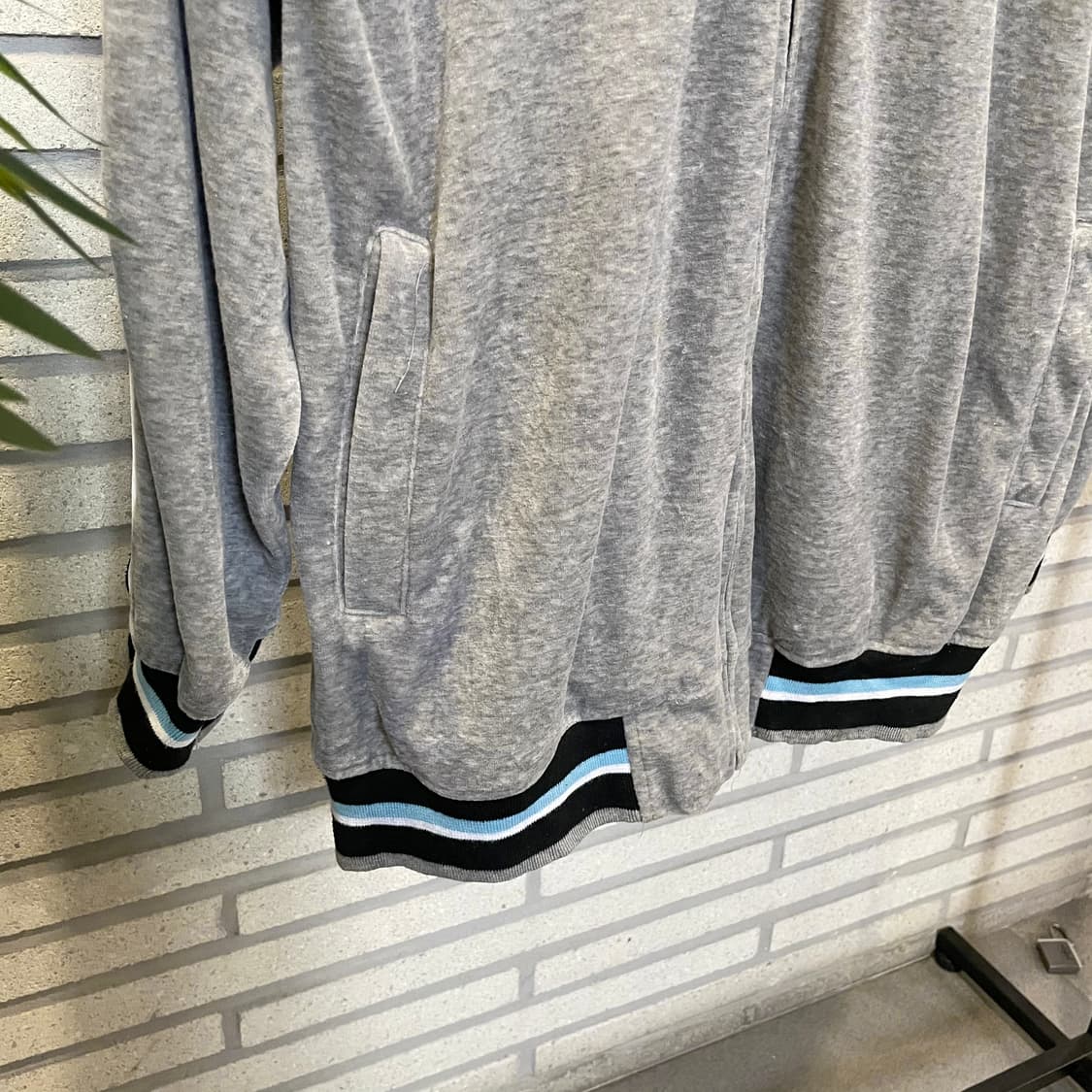 KR VINTAGE 벨벳 후드집업 스트라이프 시보리 디테일 그레이 상품이미지5