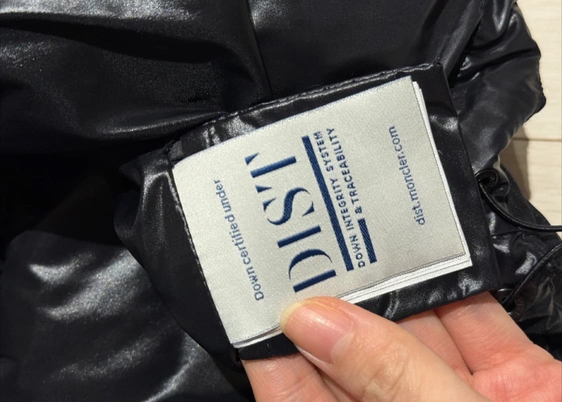 몽클레어 경량패딩 숏다운  상품이미지9