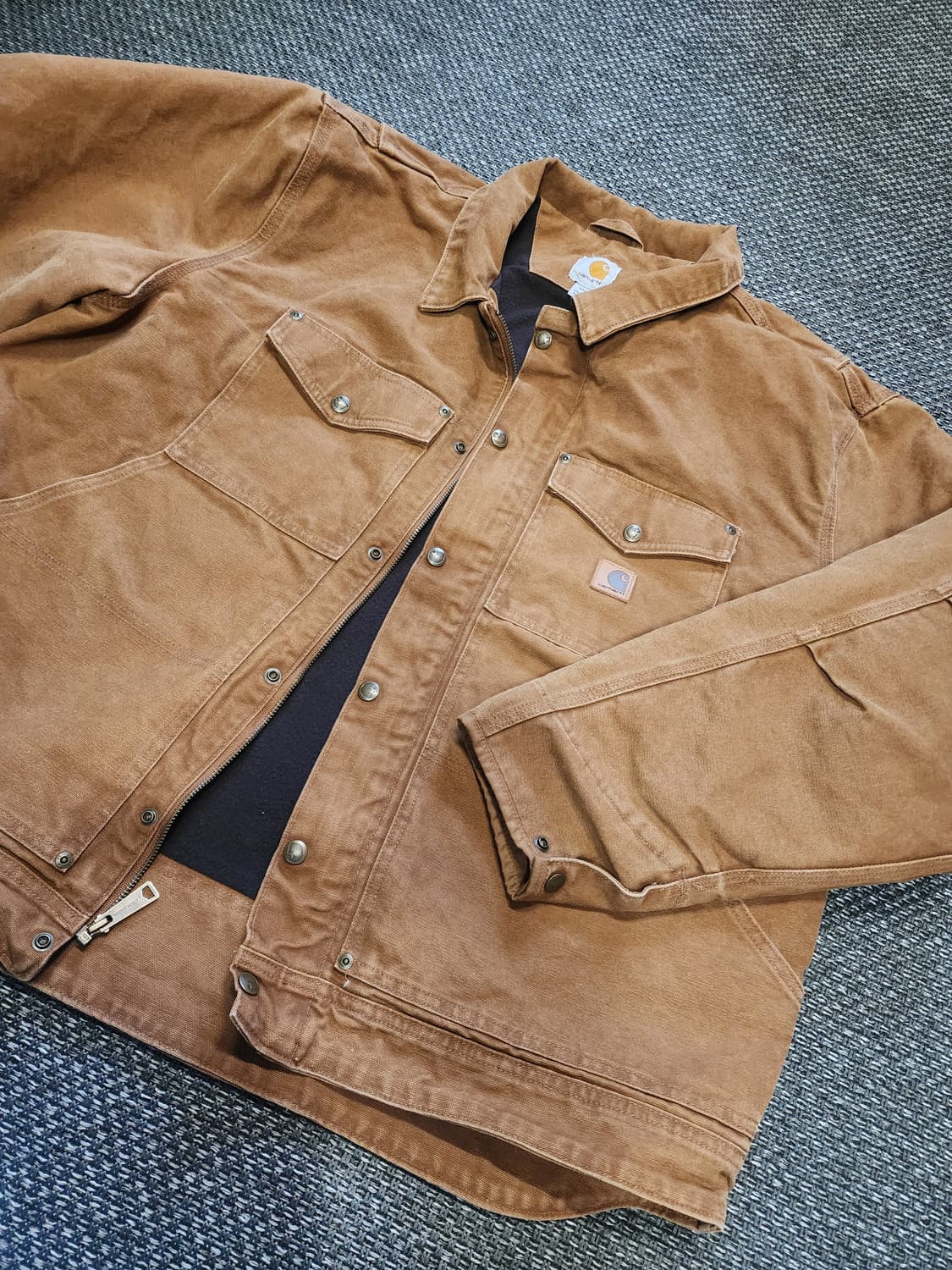 칼하트 버윅 미디엄 브라운 숏 자켓 2XL 상품이미지4