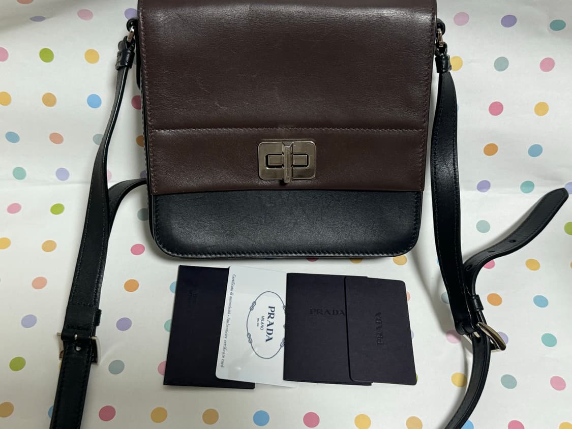 프라다 미니 투톤 크로스백  상품이미지1