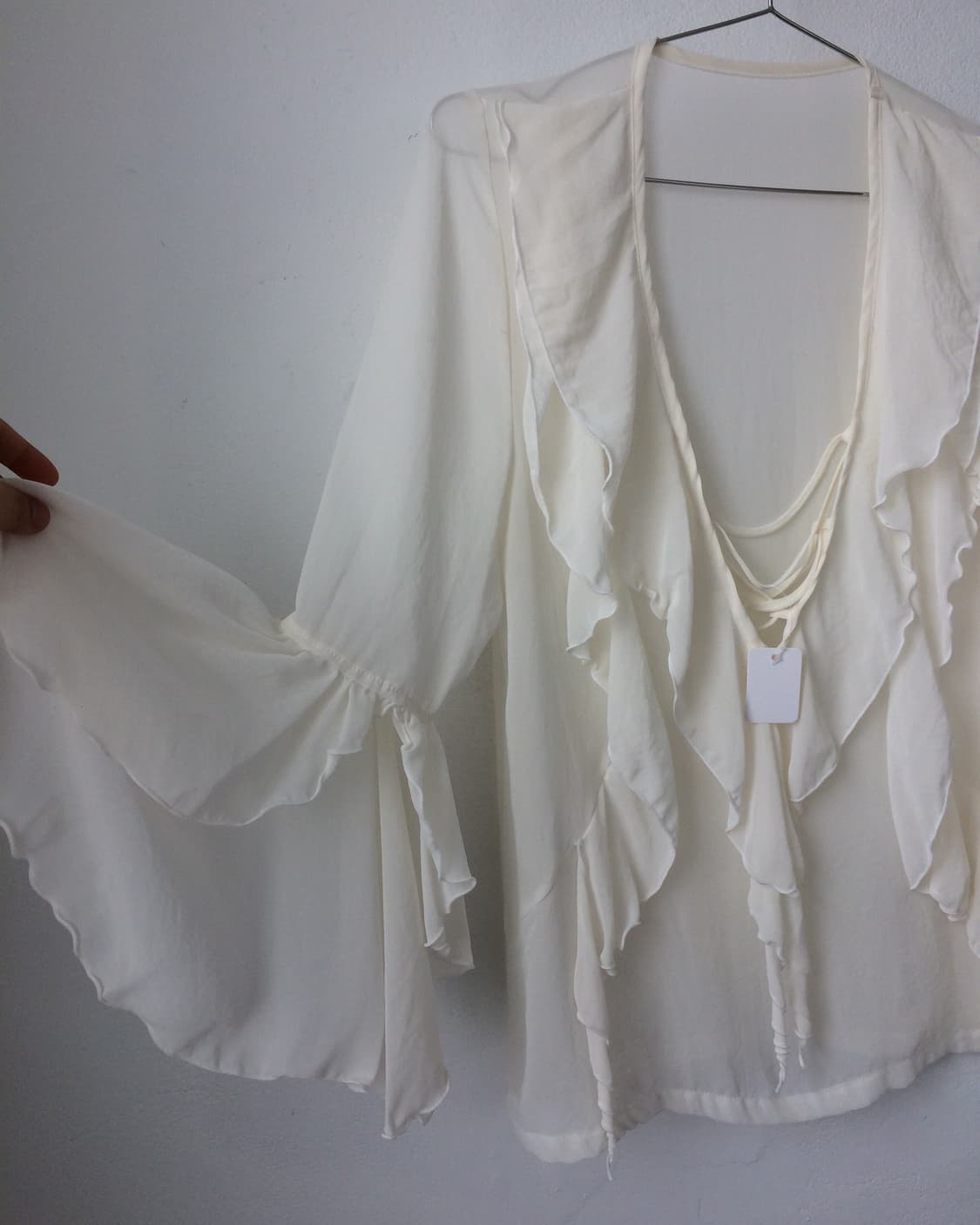 Lace up frill ruffle blouse 상품이미지3
