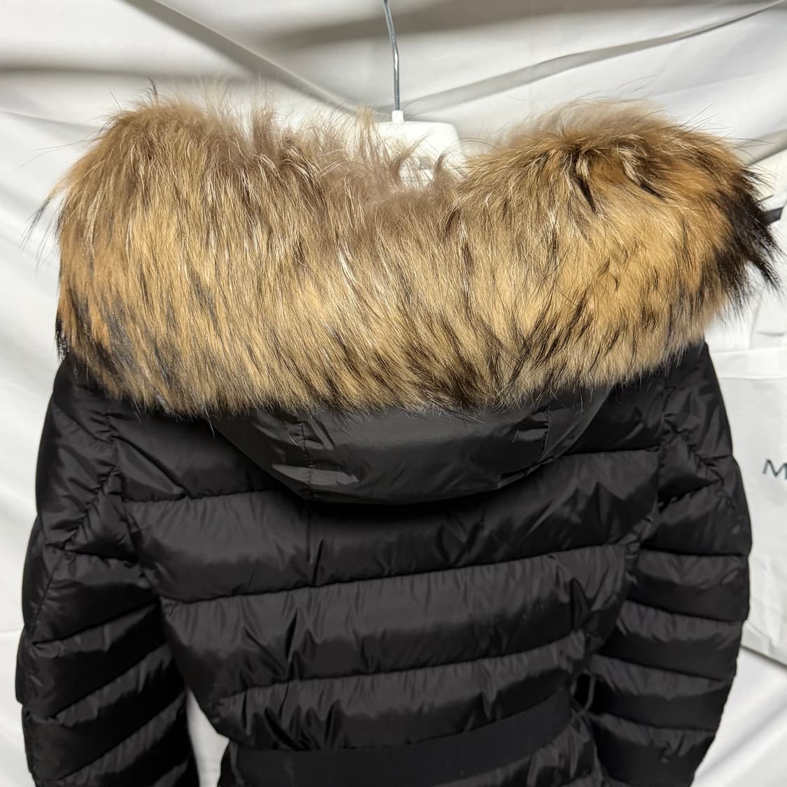 [S+급/풀구성] 몽클레어 클로에 여성패딩 블랙 라쿤퍼 0사이즈 상품이미지5