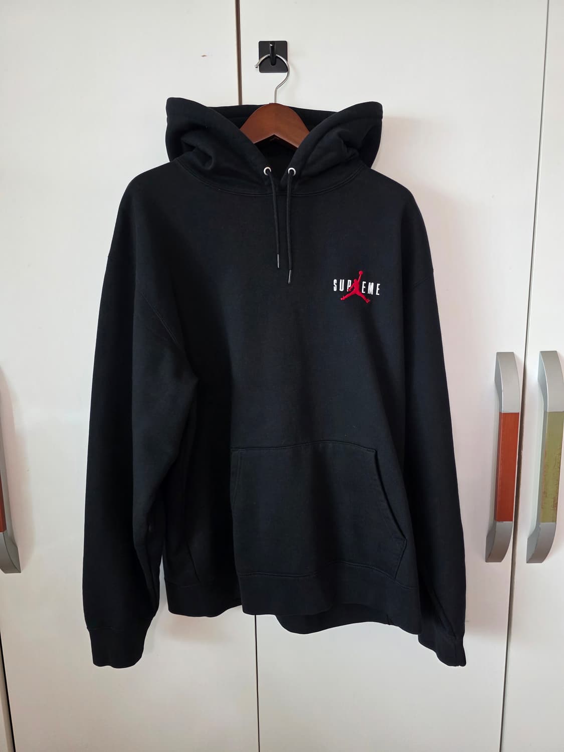 슈프림 x 조던 후드 스웨트셔츠 블랙 상품이미지2