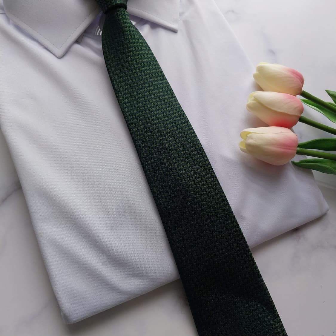 에스 티 듀퐁 실크 그린 패턴 넥타이 8.1cm A+등급 K1037
 상품이미지10