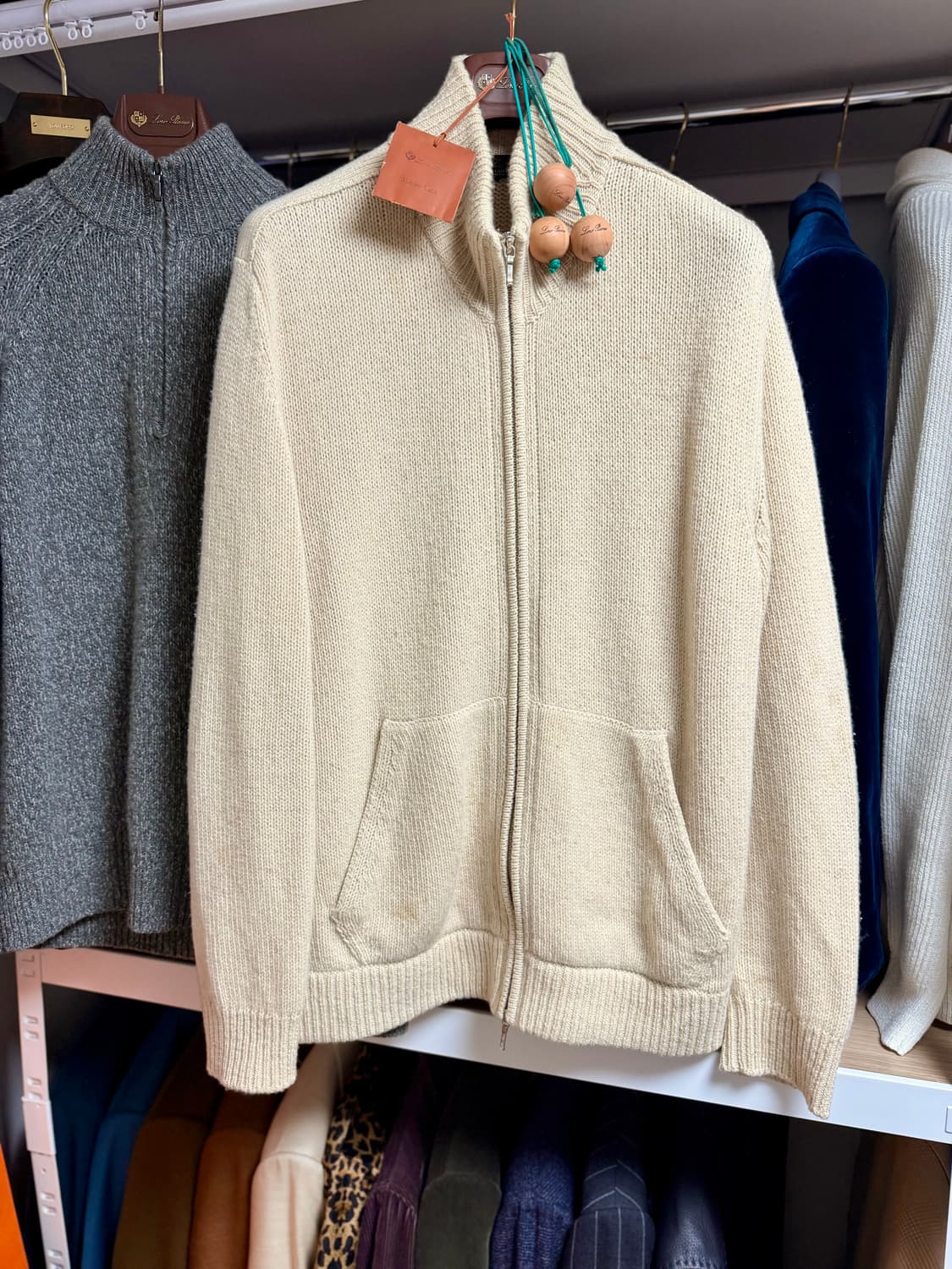 (명작,강추👍)로로피아나 베이비 캐시미어 봄버 자켓 니트 스웨터 상품이미지2