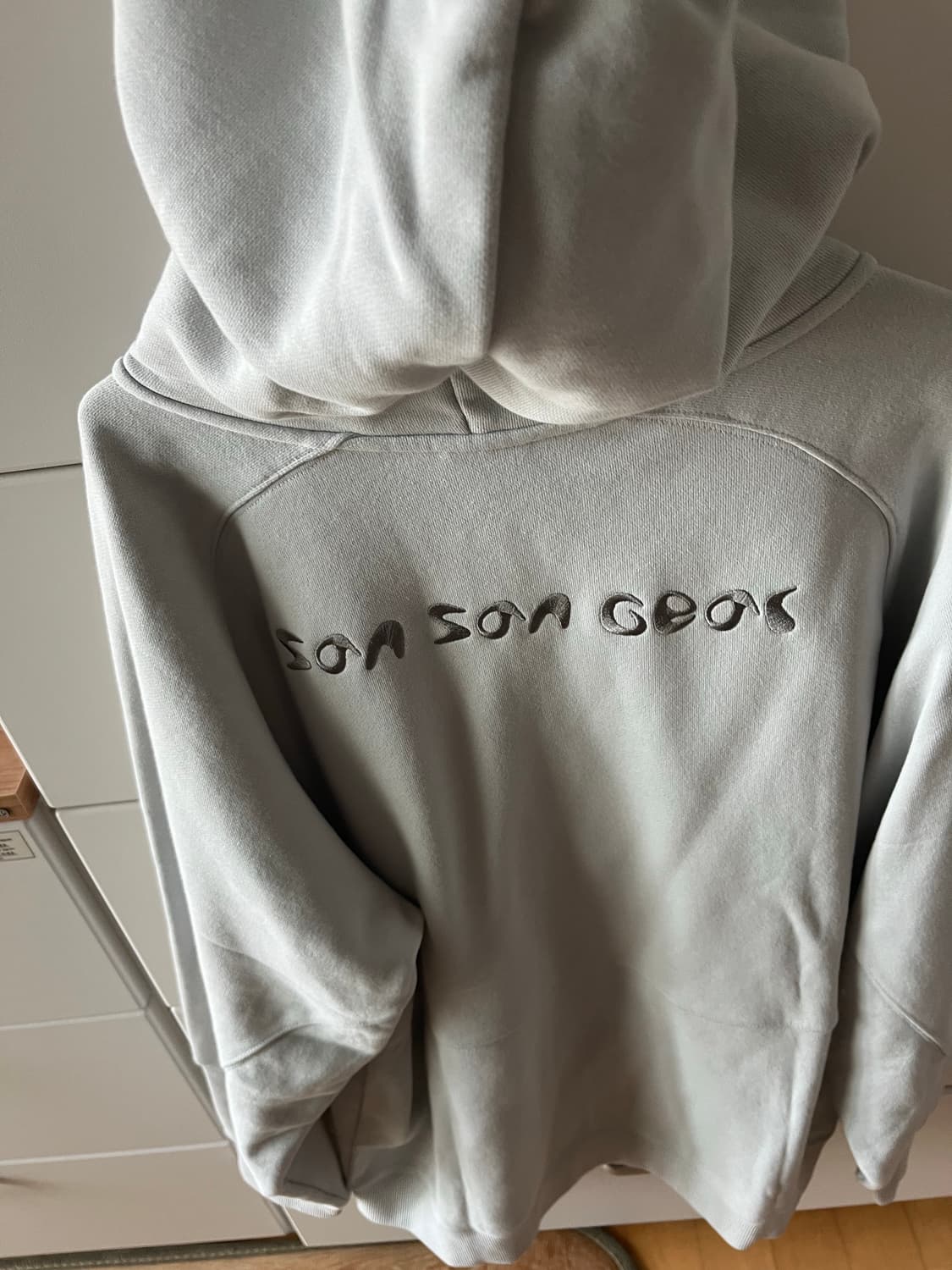 산산기어 라이트 그레이 후드 집업 상품이미지2