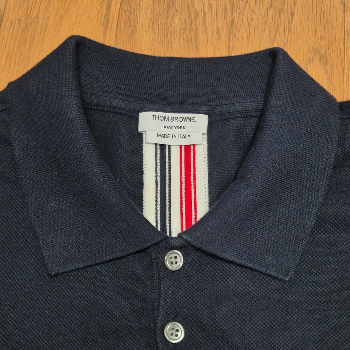 (정품) 톰브라운 백삼선 카라티 4사이즈 (명품 남자 반팔 pk셔츠) 상품이미지3