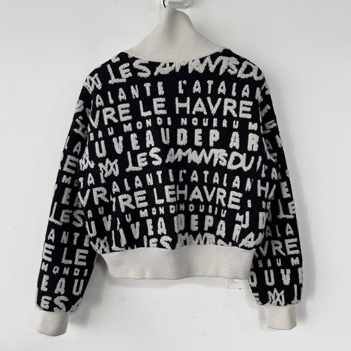 오즈세컨 2024 부클 레터링 집업 니트 가디건 상품이미지7