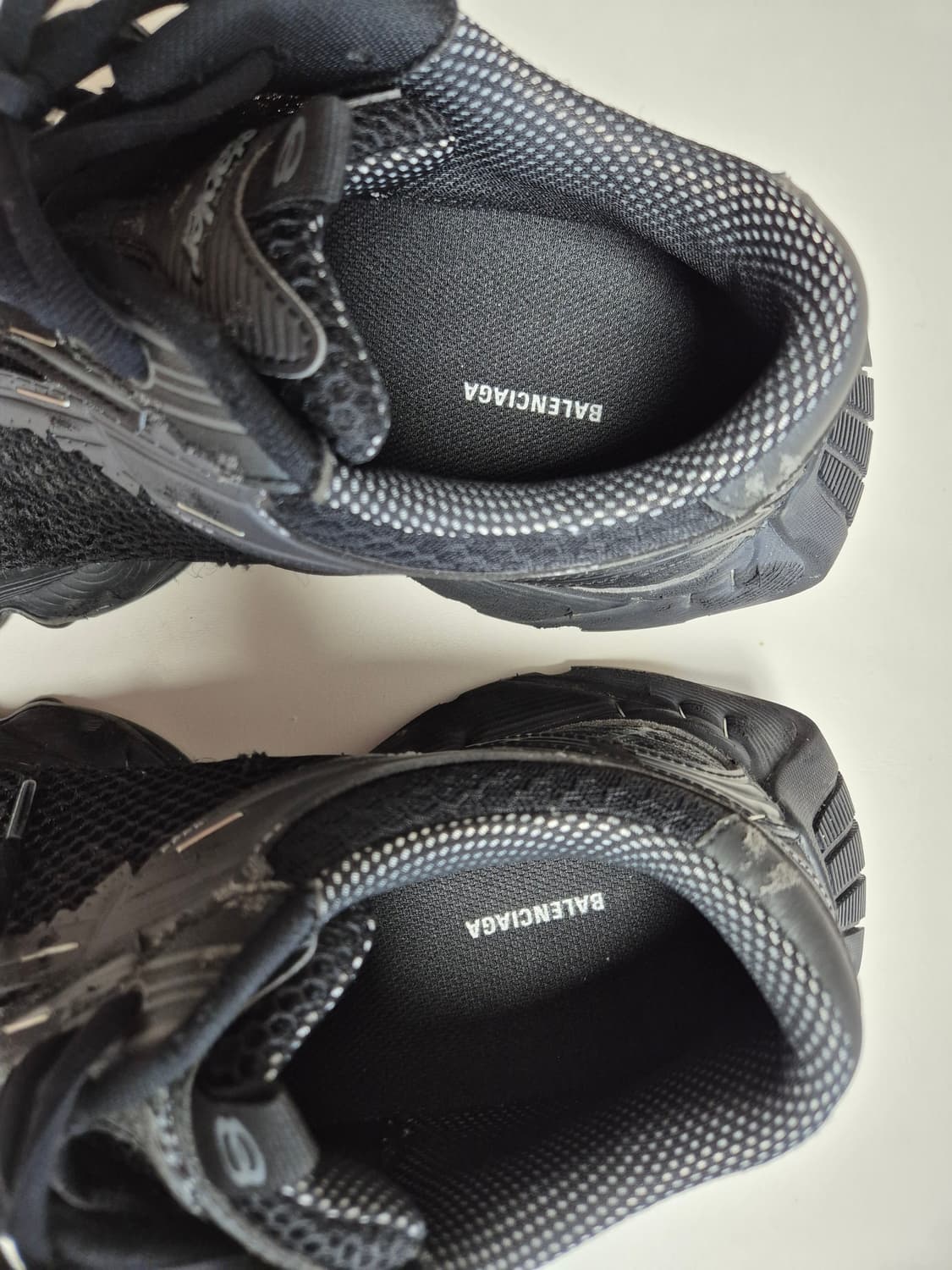 발렌시아가 스테이플러 43사이즈 상품이미지3