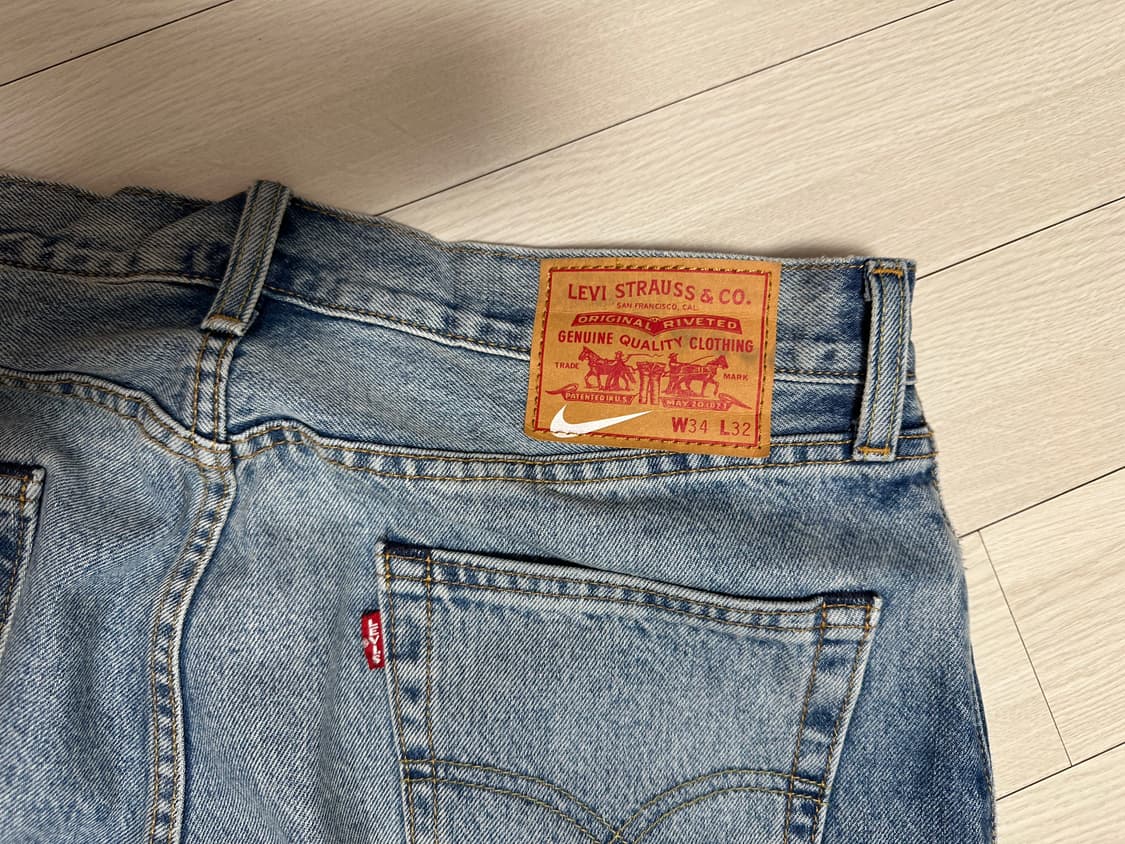 리바이스 나이키 콜라보 배기진 청바지 데님 사이즈 34x32 팝니다 상품이미지5